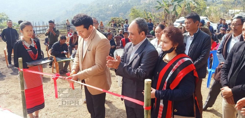 DC Longleng, Dharam Raj, IAS inaugurated the Nagaland Rural Bank Sakshi Branch Longleng and the flagged off the ATM van on January 30. (DIPR Photo)